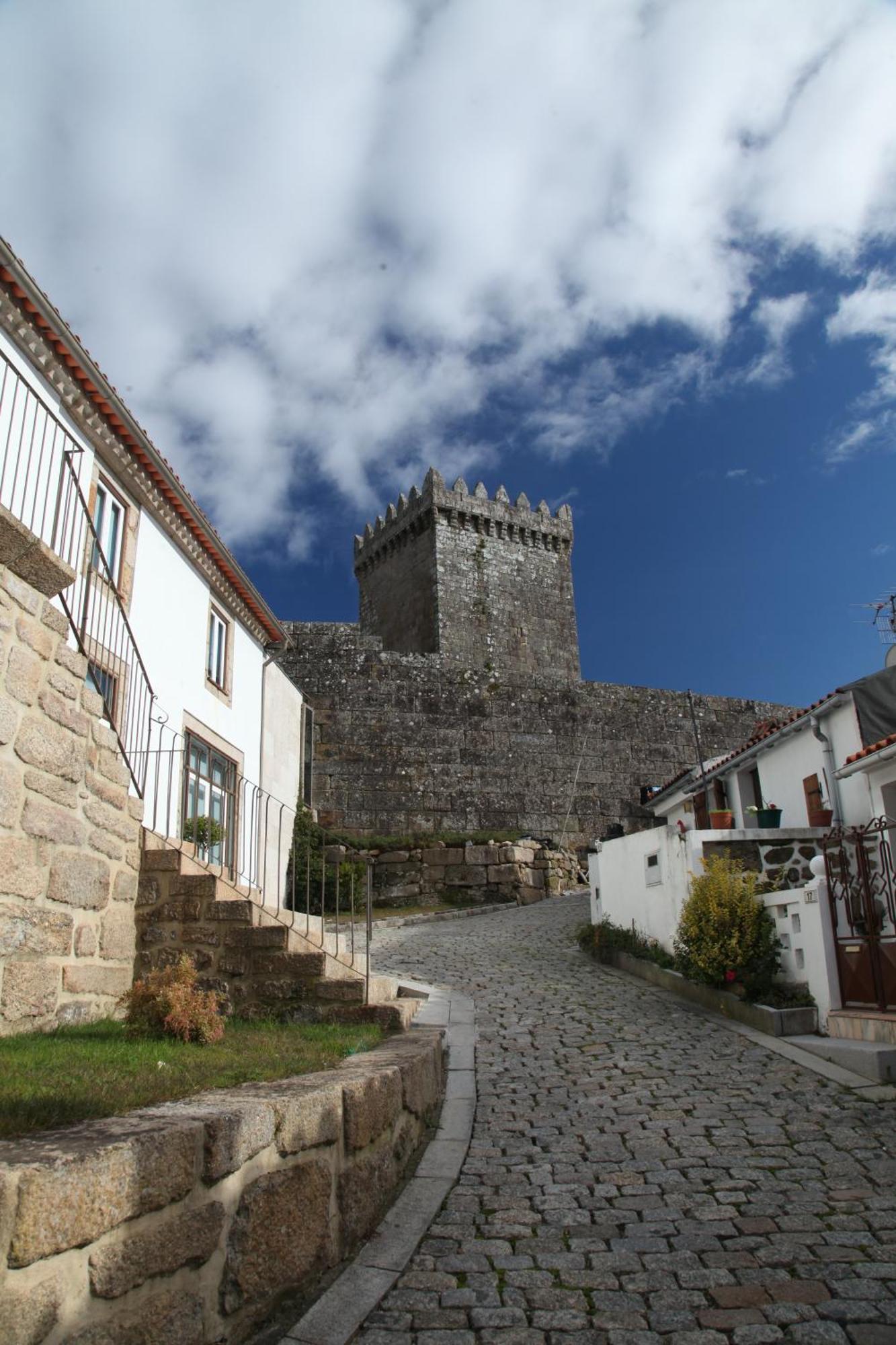 Do Castelo * Melgaco